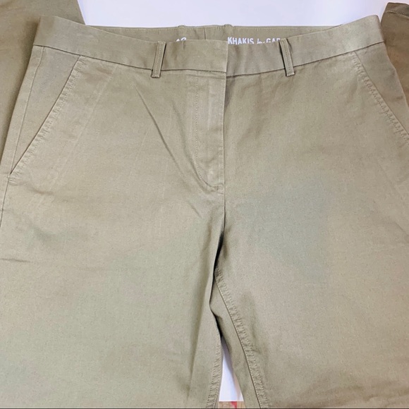GAP Pants - 3/$21 GAP Broken In Straight Army Green Khakis GAP Pants - 3/$21 GAP Broken In Straight Army Green Khakis